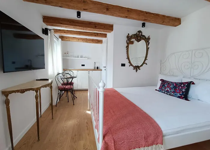 M&r Ii * Capodistria